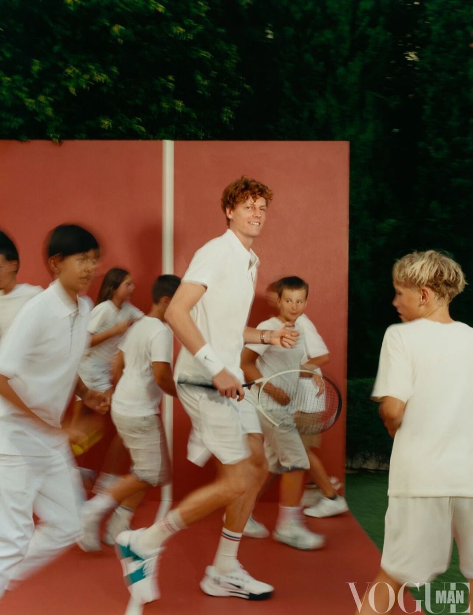 足球鞋, tIBZc, 不够熟悉