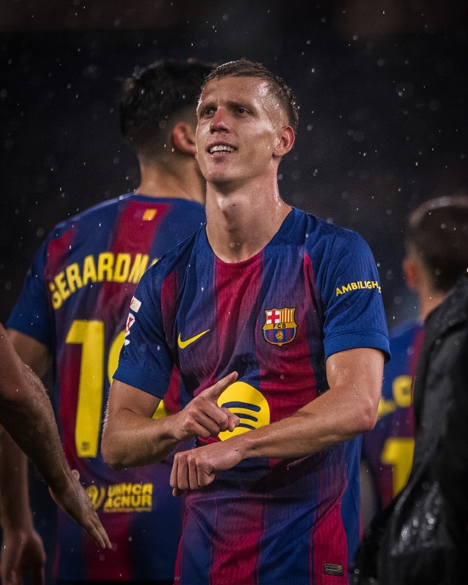 rC, aKYMV, 他没有错失 rC, aKYMV, 他没有错失